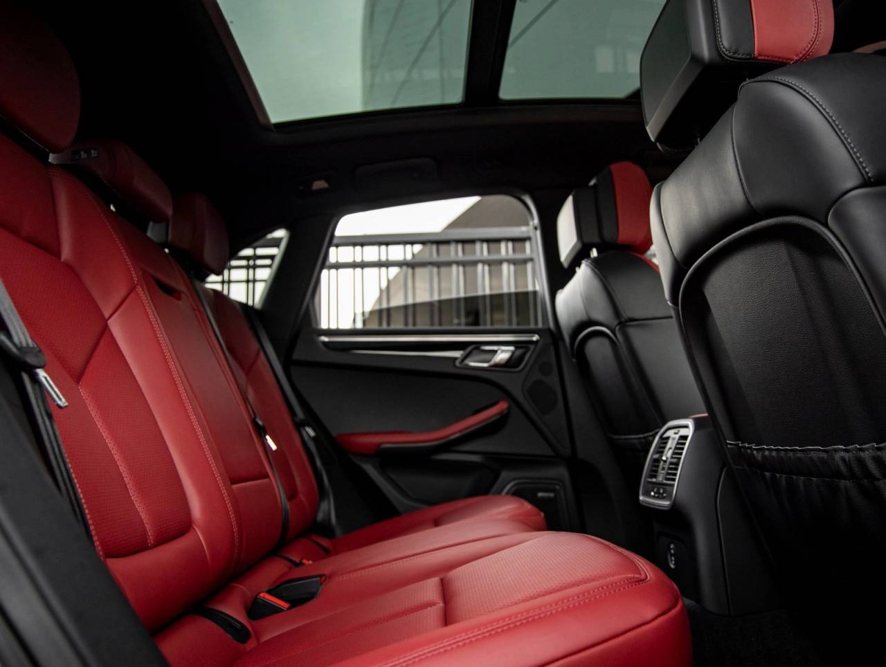 2026 Porsche Macan Macan S