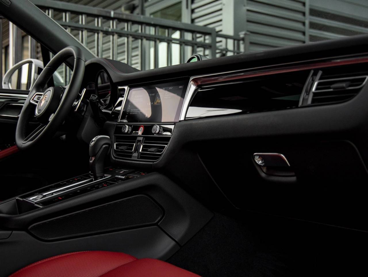 2026 Porsche Macan Macan S