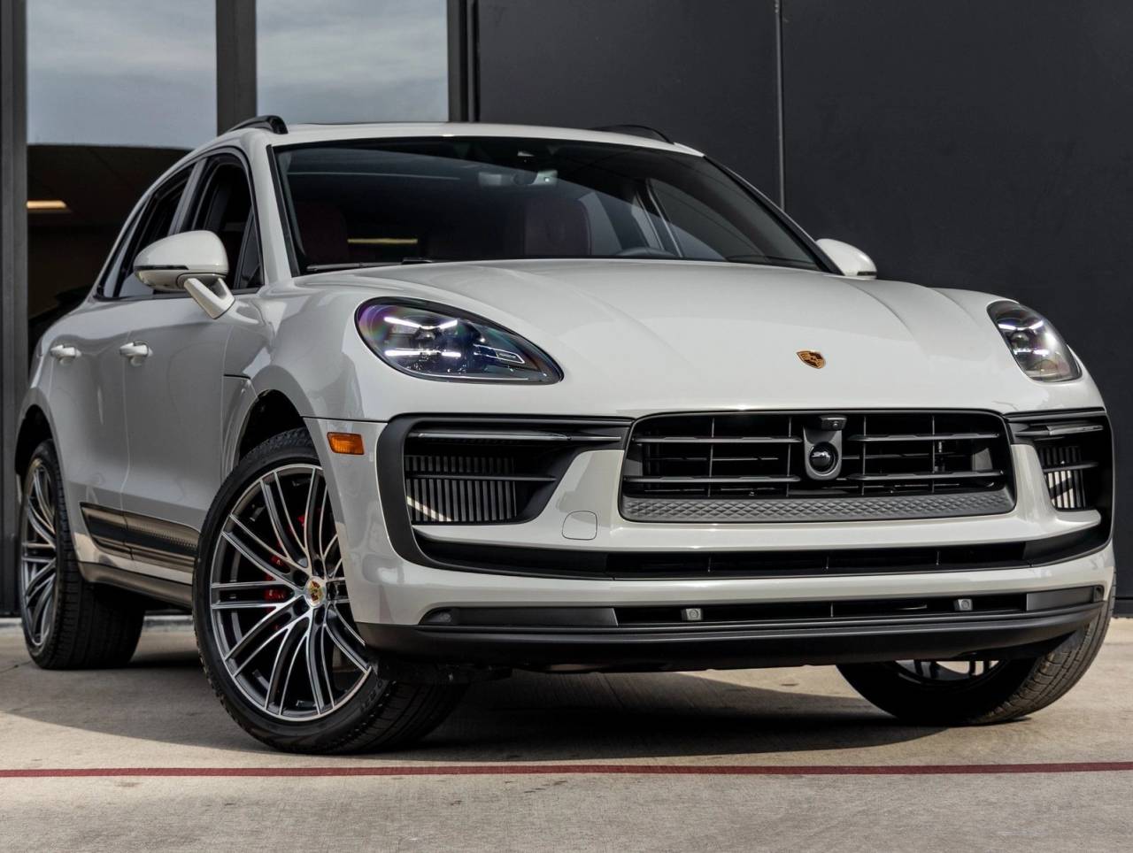 2026 Porsche Macan Macan S