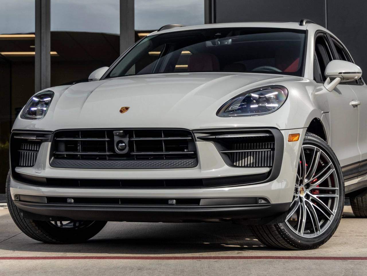 2026 Porsche Macan Macan S