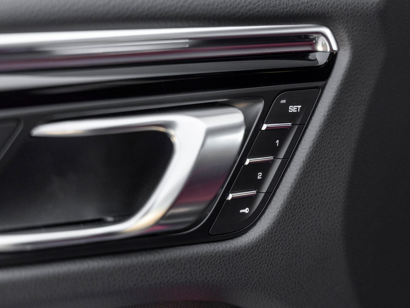 2026 Porsche Macan Macan S