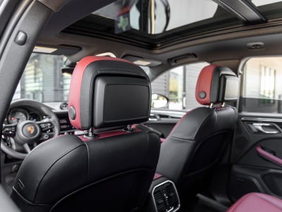 2026 Porsche Macan Macan S