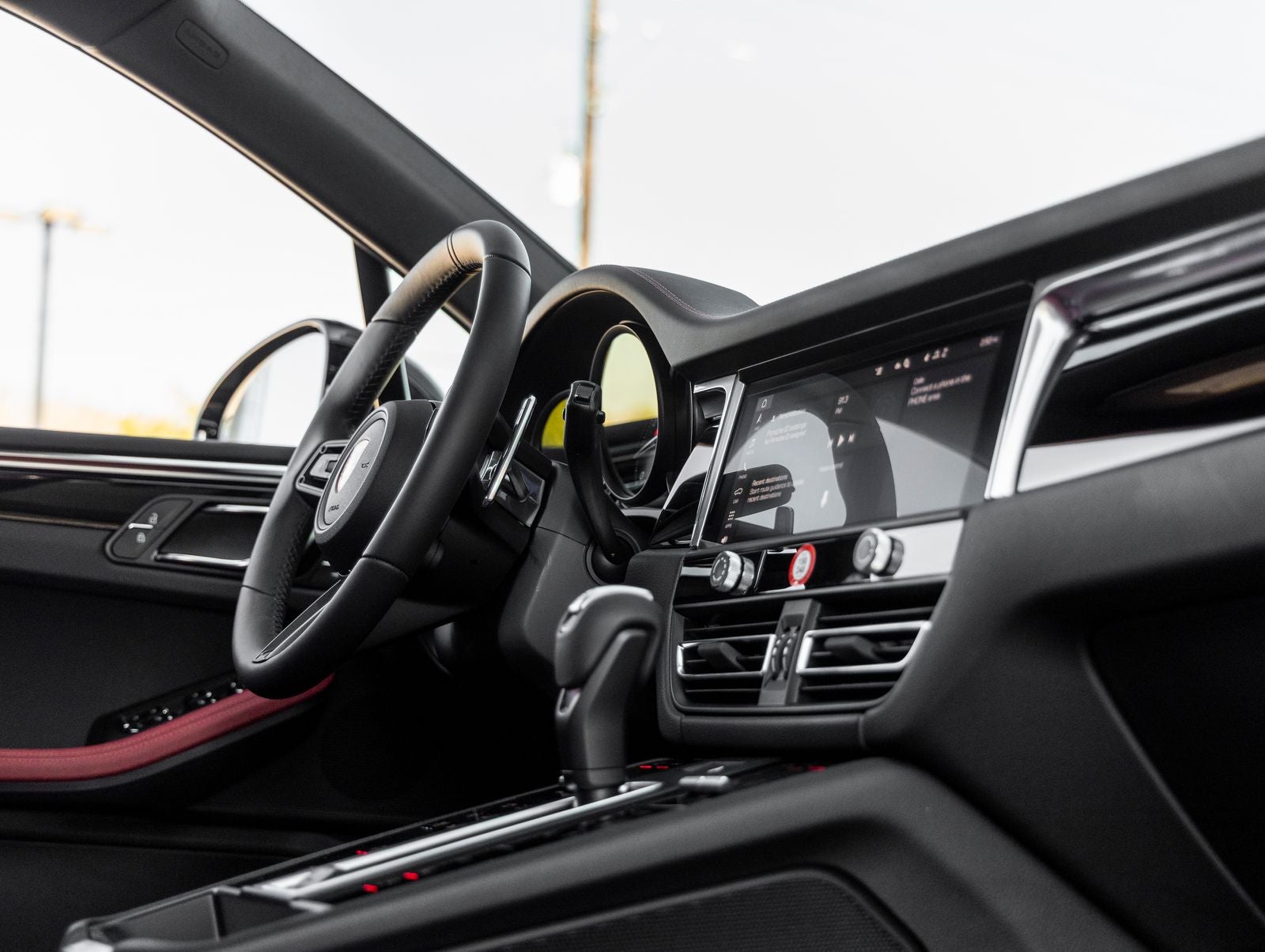 2026 Porsche Macan Macan S