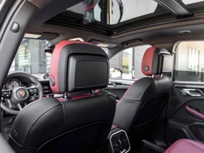 2026 Porsche Macan Macan S