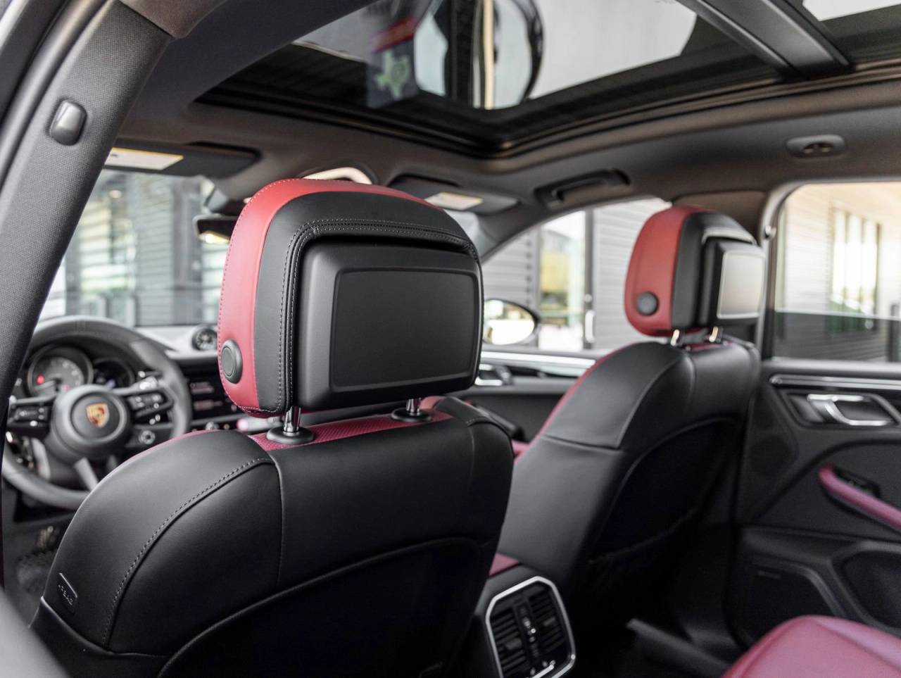 2026 Porsche Macan Macan S