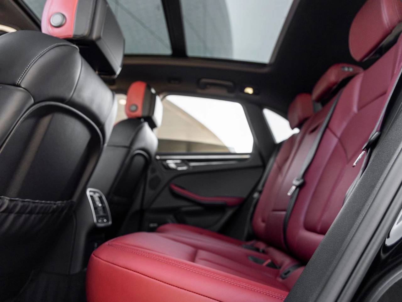 2026 Porsche Macan Macan S