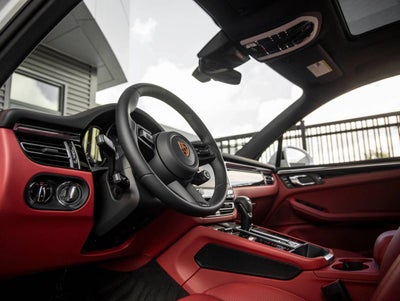 2026 Porsche Macan Macan S