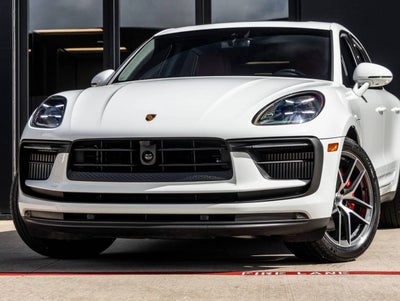 2026 Porsche Macan Macan S