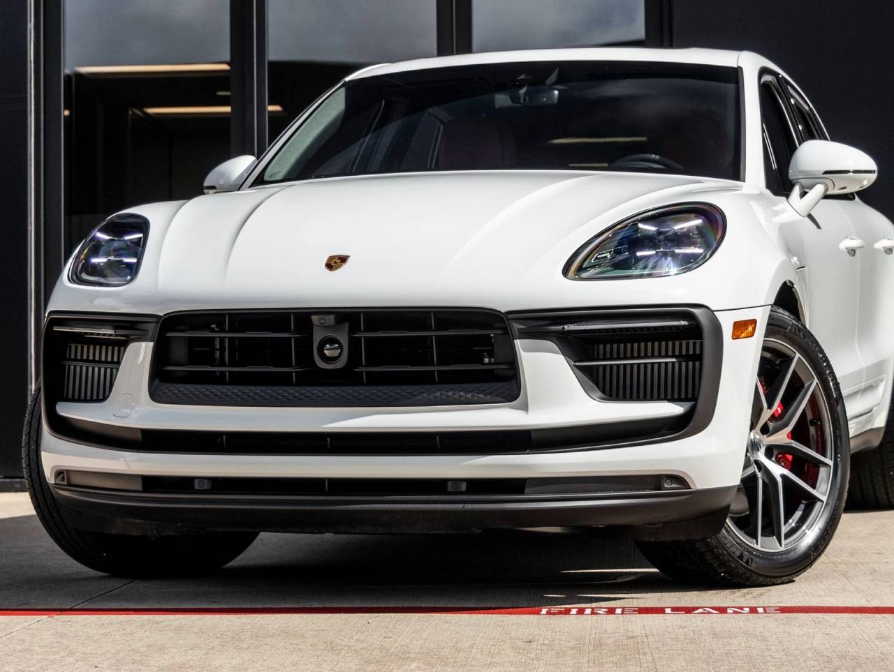 2026 Porsche Macan Macan S