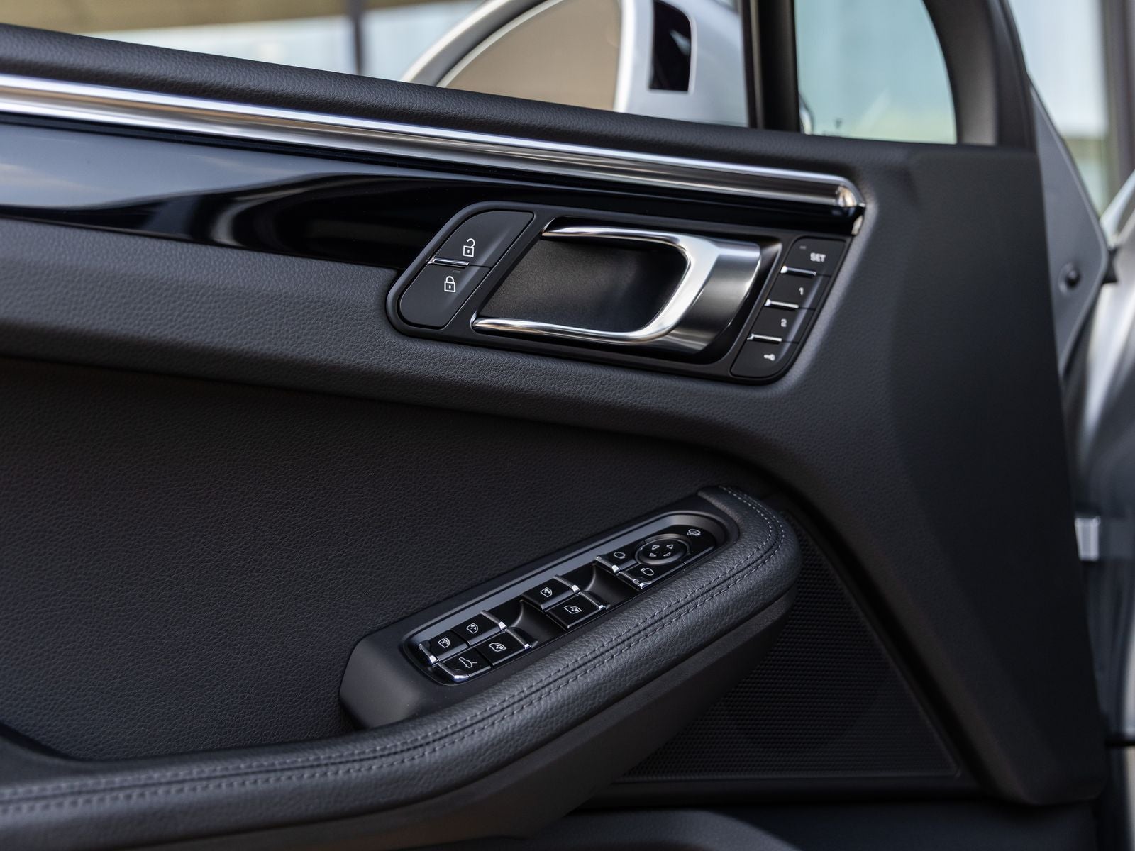 2026 Porsche Macan Macan S