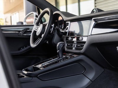 2026 Porsche Macan Macan S