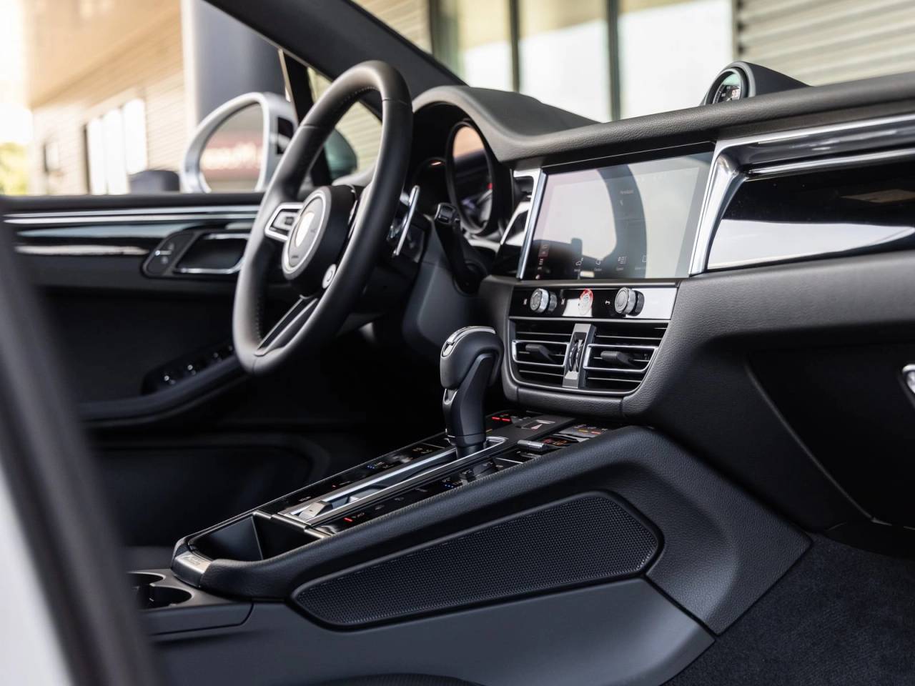 2026 Porsche Macan Macan S