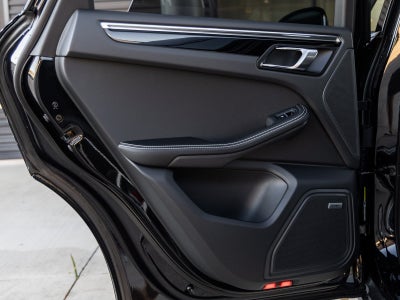 2026 Porsche Macan Macan S