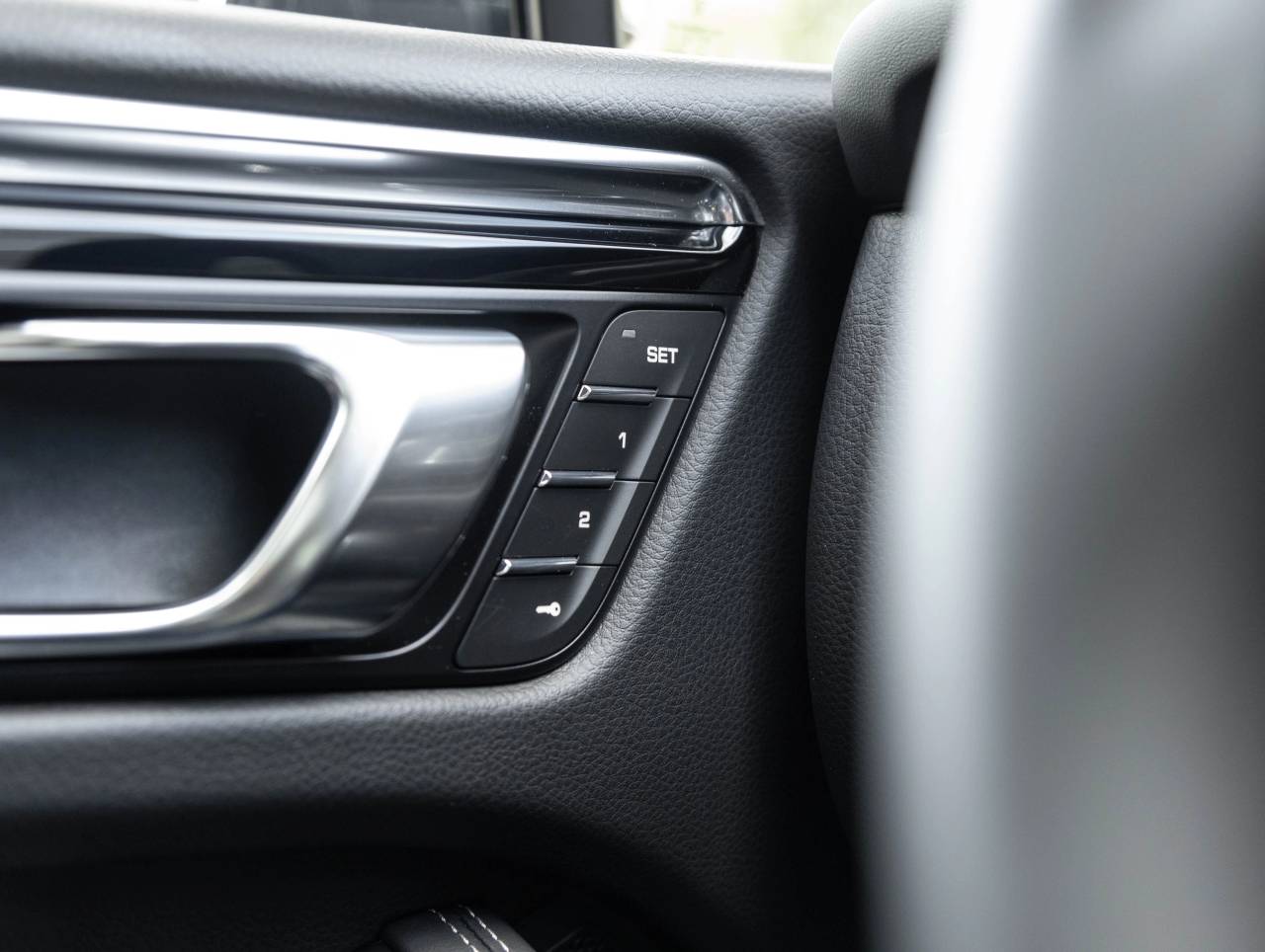 2026 Porsche Macan Macan S