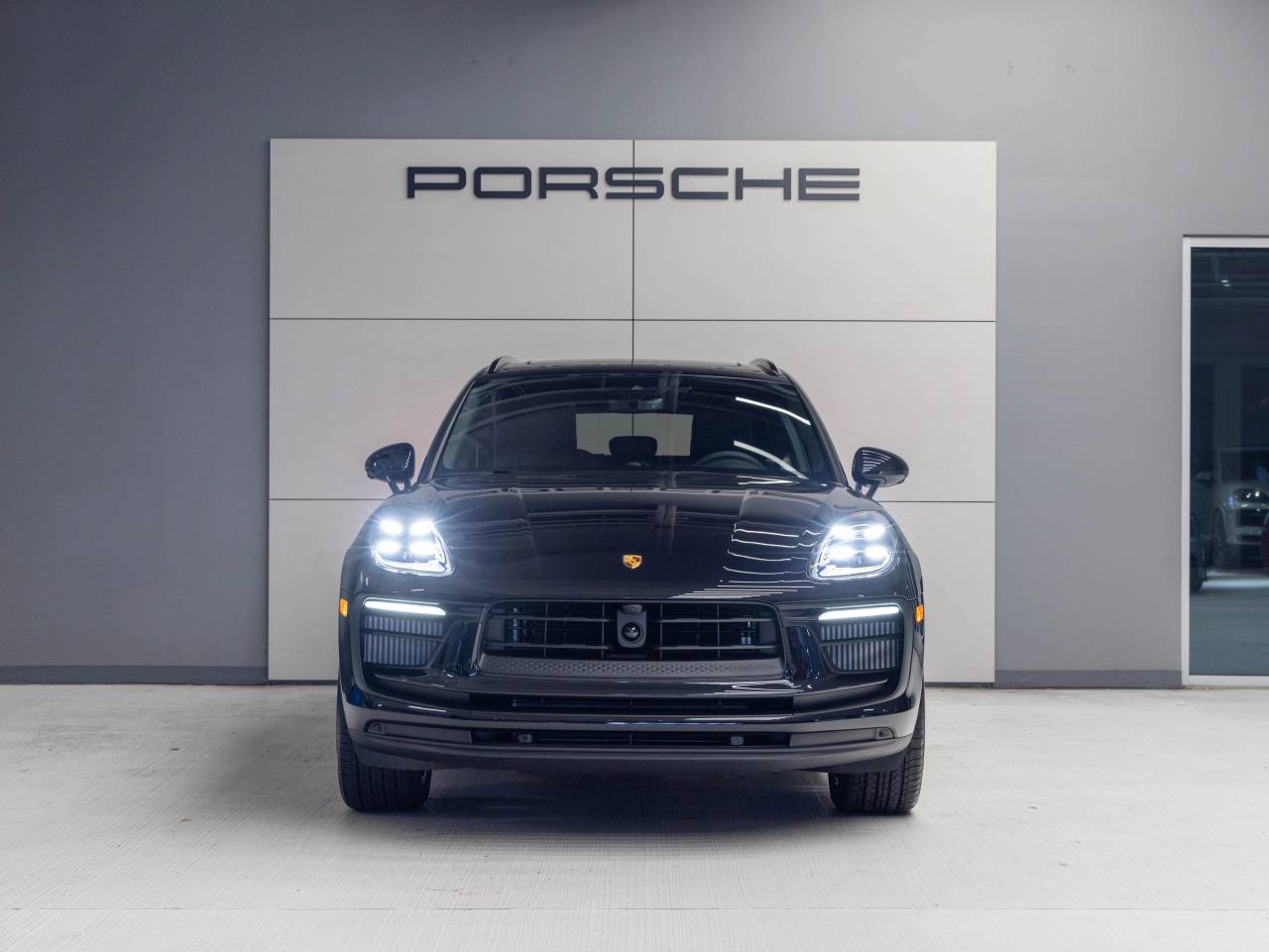 2026 Porsche Macan Macan S
