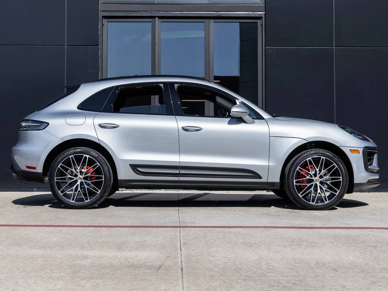 2026 Porsche Macan Macan S
