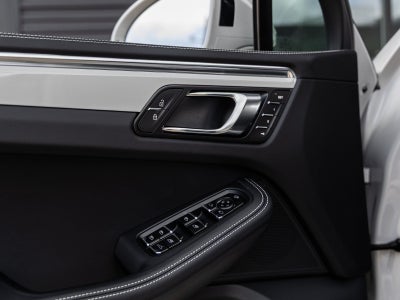 2026 Porsche Macan Macan S