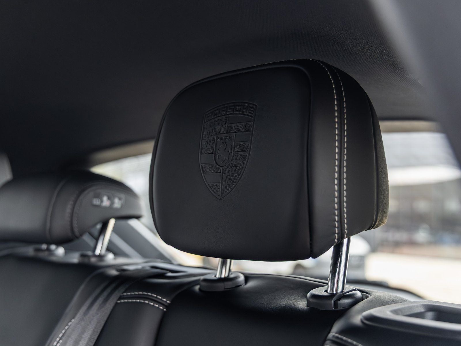 2026 Porsche Macan Macan S