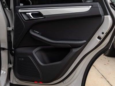 2026 Porsche Macan Macan S