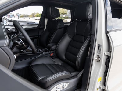 2026 Porsche Macan Macan S