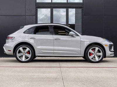 2026 Porsche Macan Macan S