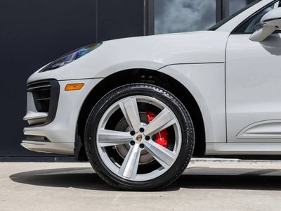 2026 Porsche Macan Macan S