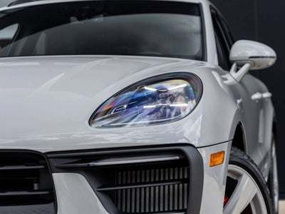 2026 Porsche Macan Macan S