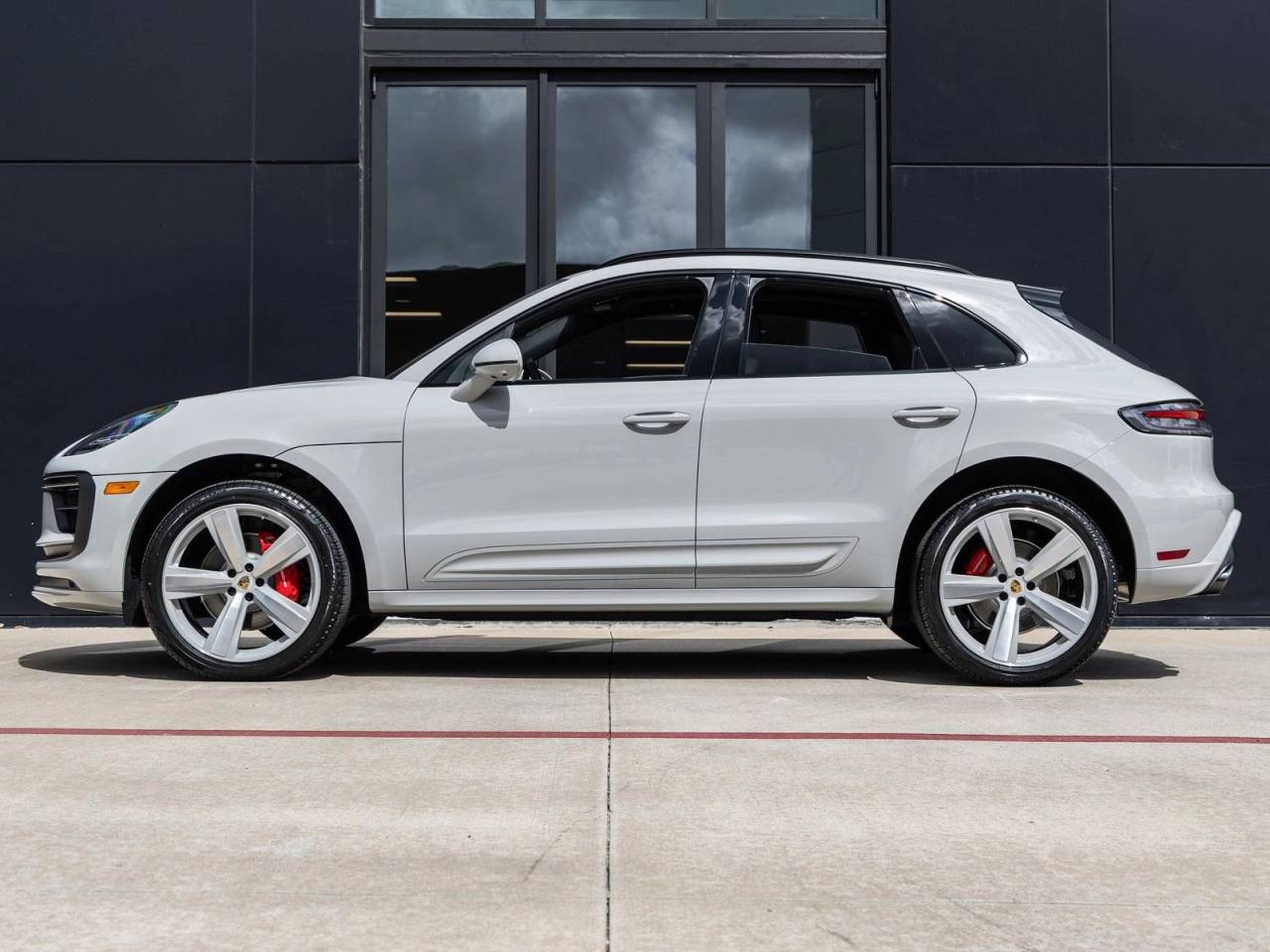 2026 Porsche Macan Macan S