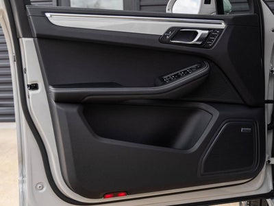 2026 Porsche Macan Macan S