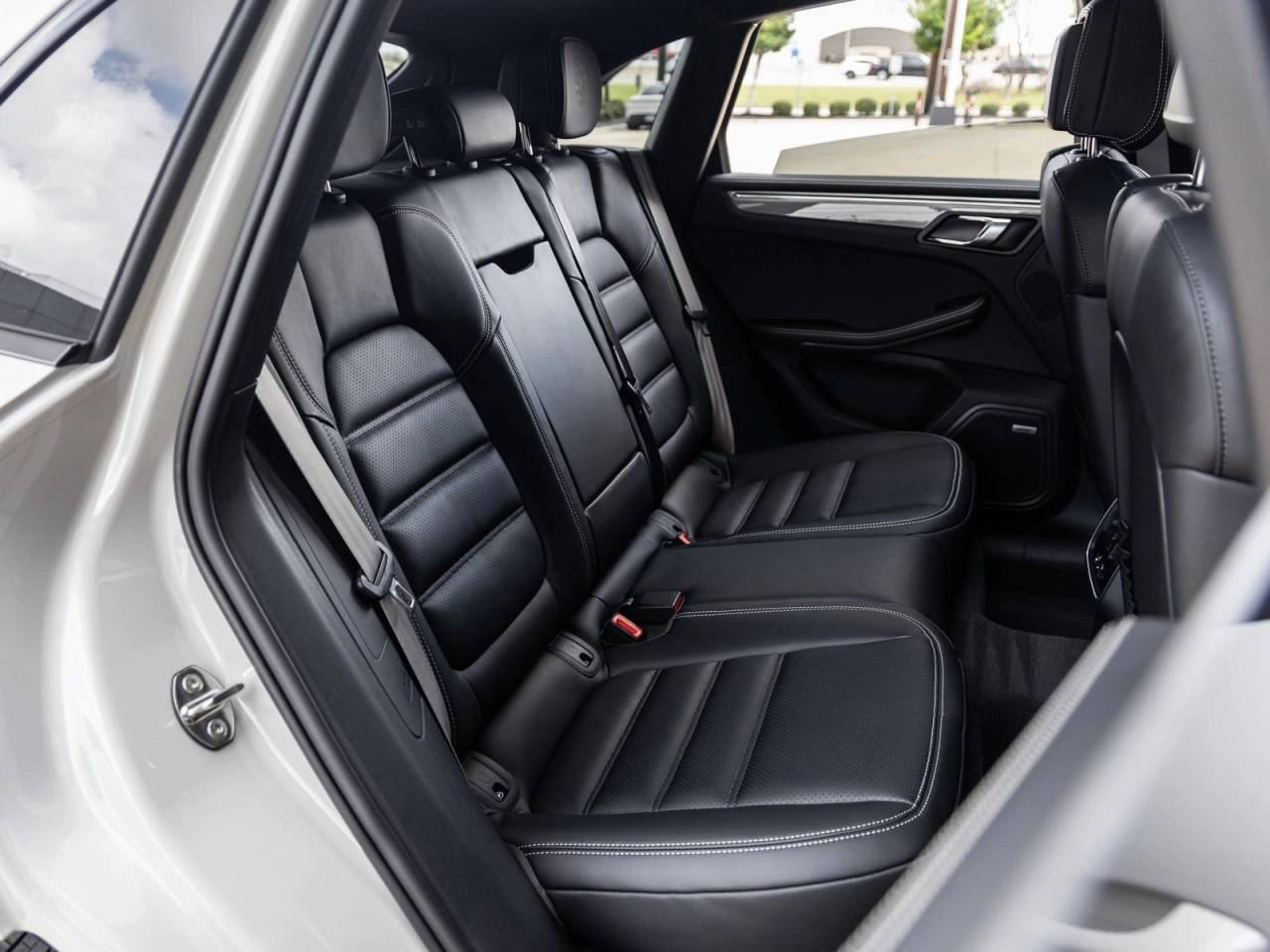 2026 Porsche Macan Macan S