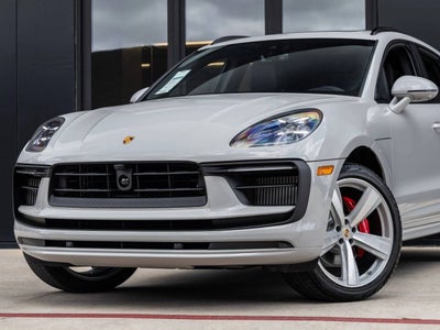2026 Porsche Macan Macan S