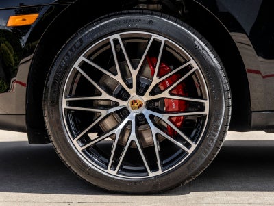 2026 Porsche Macan Macan S