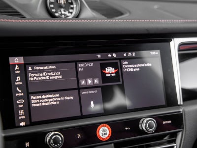 2026 Porsche Macan Macan S