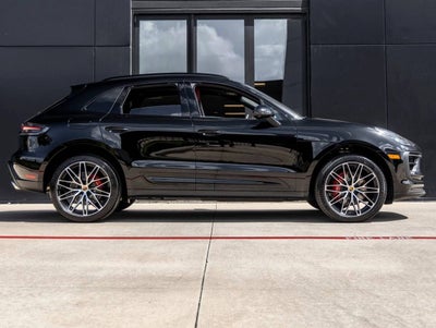 2026 Porsche Macan Macan S