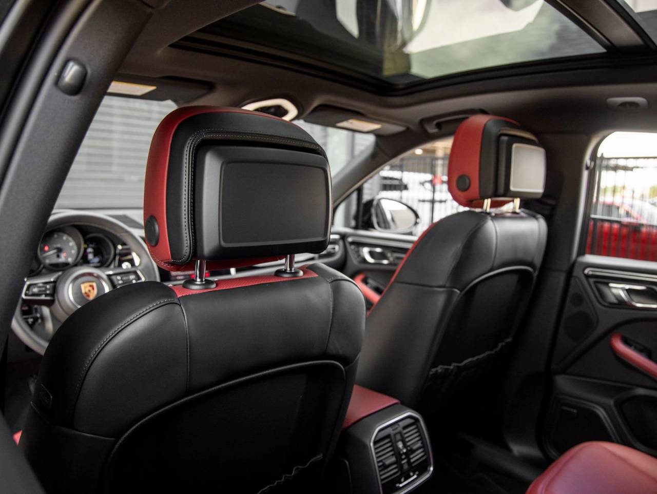 2026 Porsche Macan Macan S
