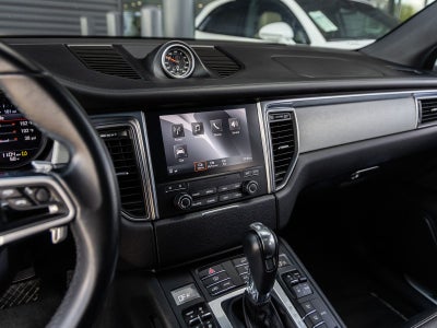 2018 Porsche Macan Macan GTS