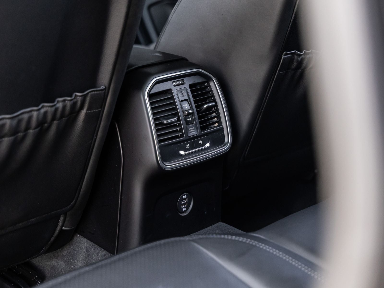 2018 Porsche Macan Macan GTS