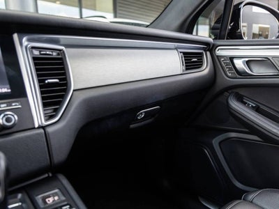 2018 Porsche Macan Macan GTS