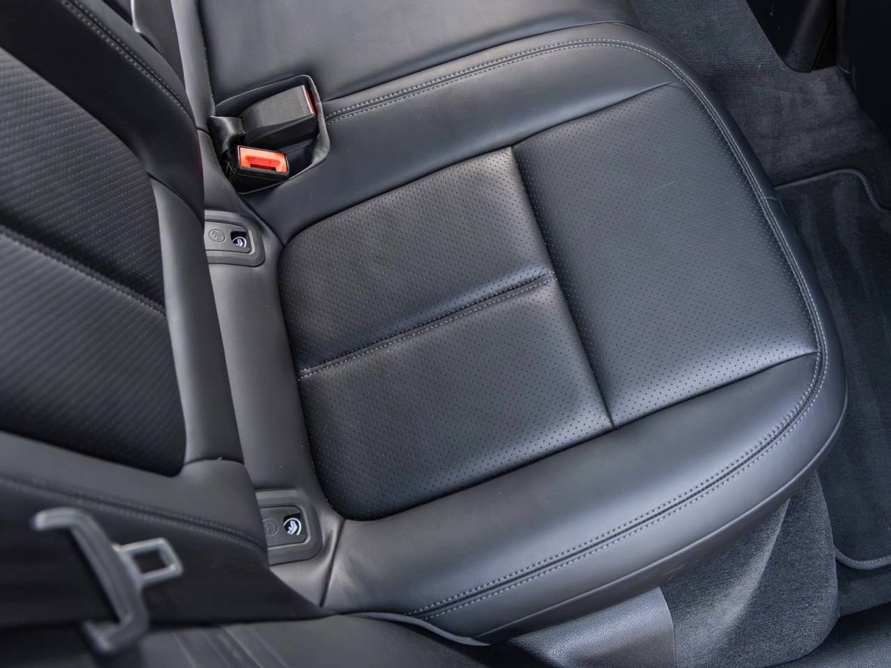 2018 Porsche Macan Macan GTS