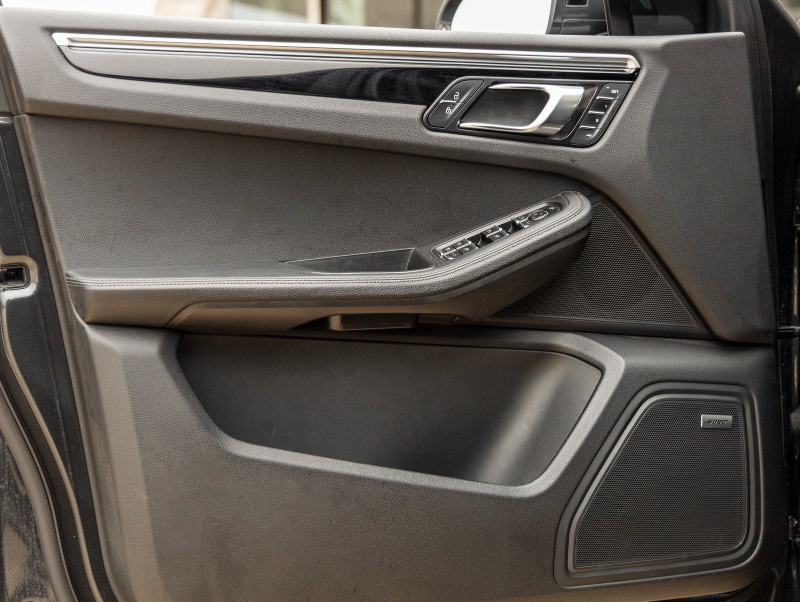 2024 Porsche Macan Macan S (MY24)