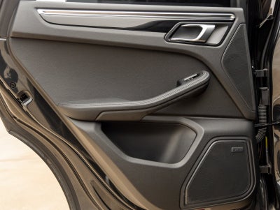 2024 Porsche Macan Macan S (MY24)