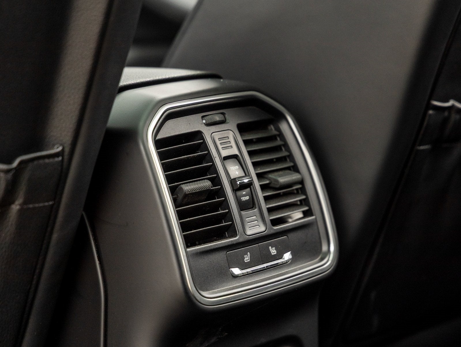 2024 Porsche Macan Macan S (MY24)