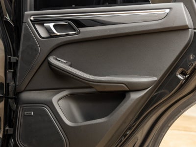 2024 Porsche Macan Macan S (MY24)