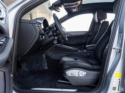 2025 Porsche Macan S