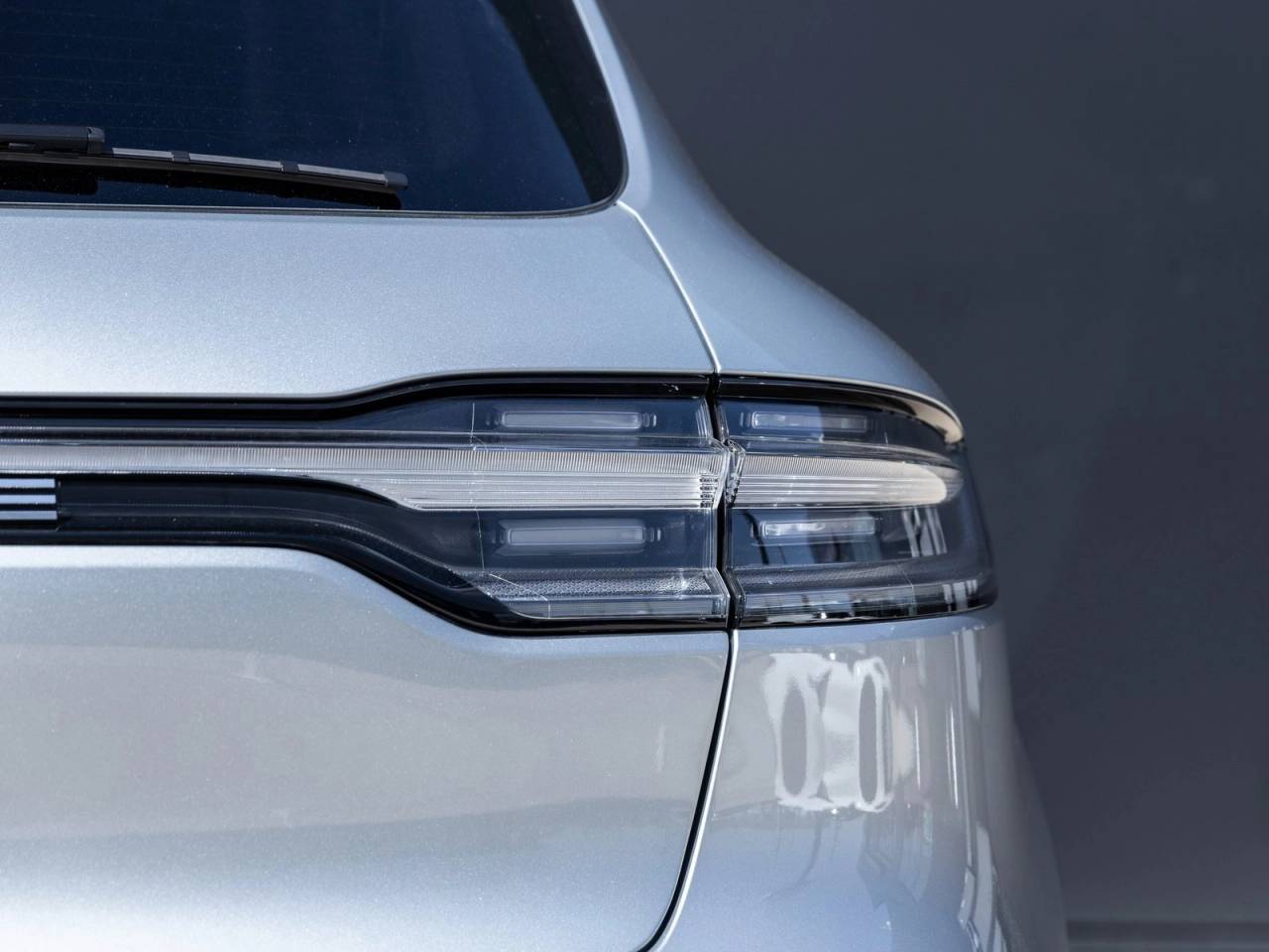 2025 Porsche Macan S