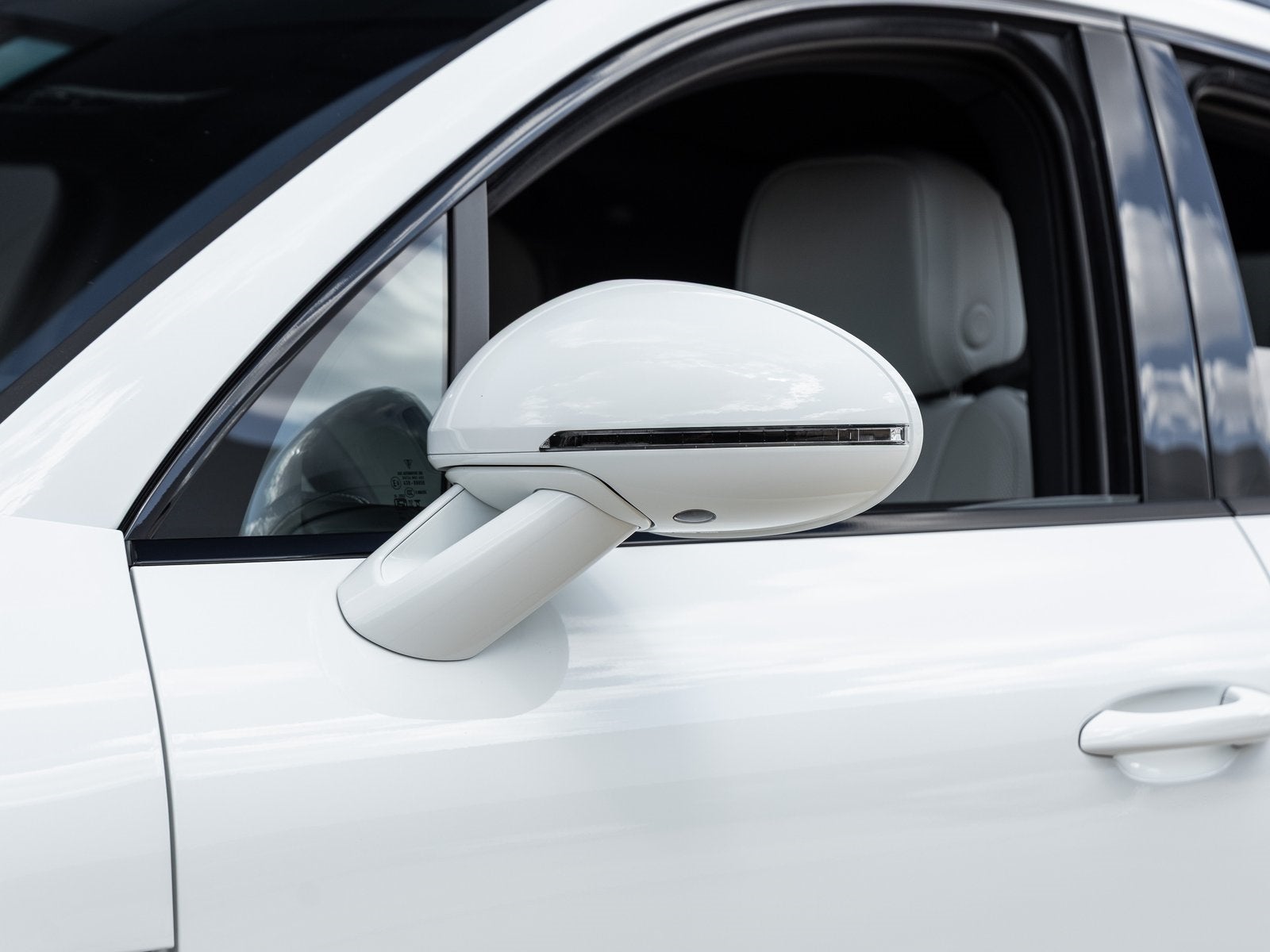 2026 Porsche Macan Macan S