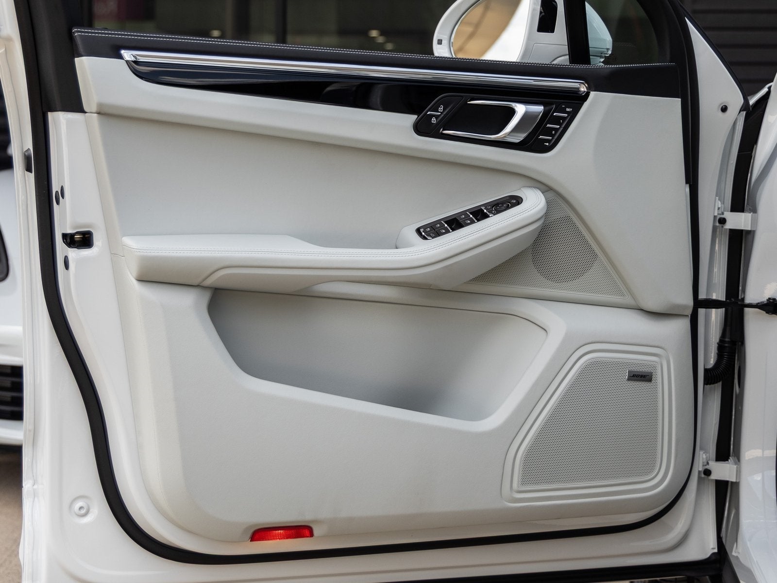 2026 Porsche Macan Macan S