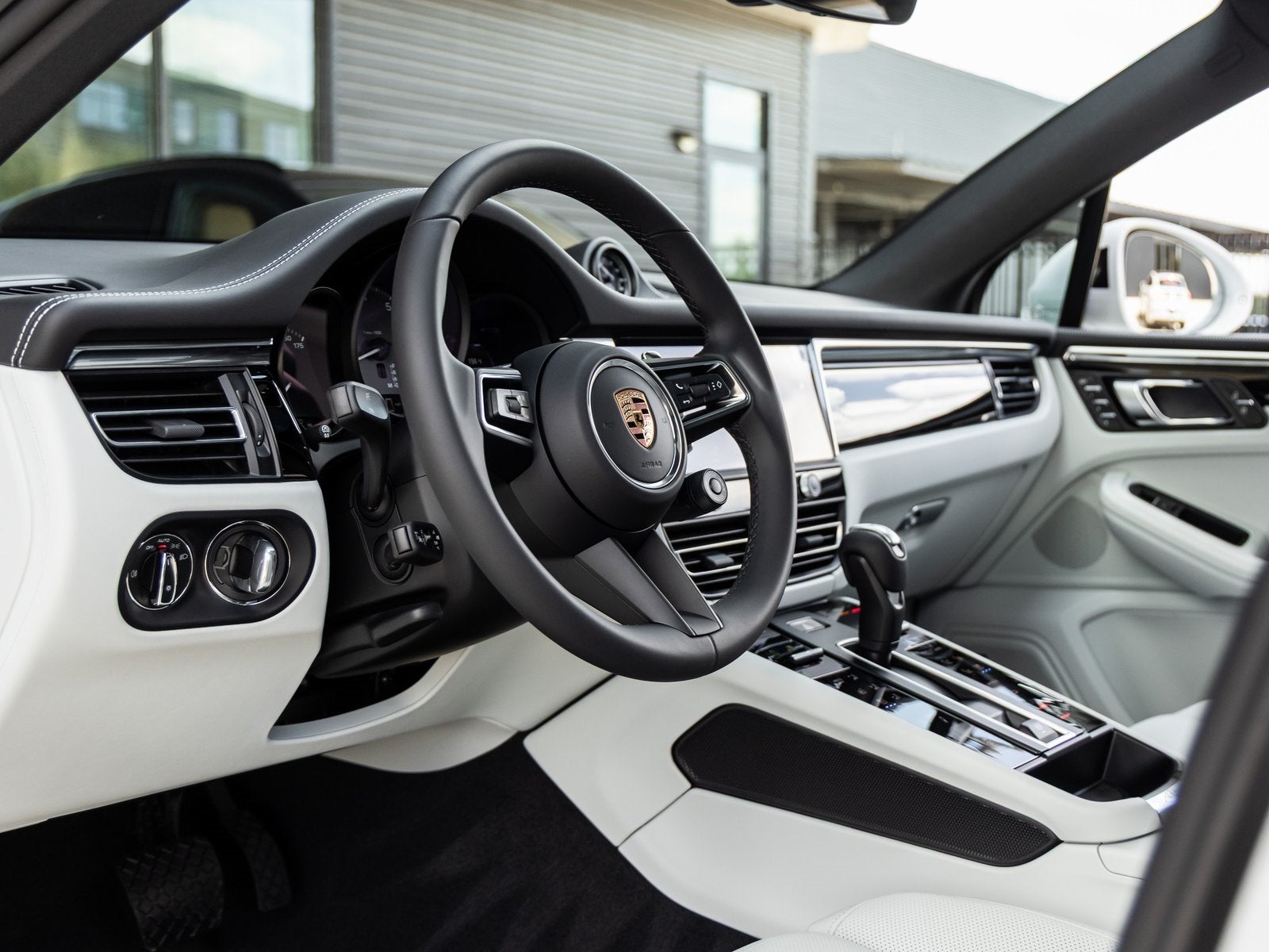 2026 Porsche Macan Macan S