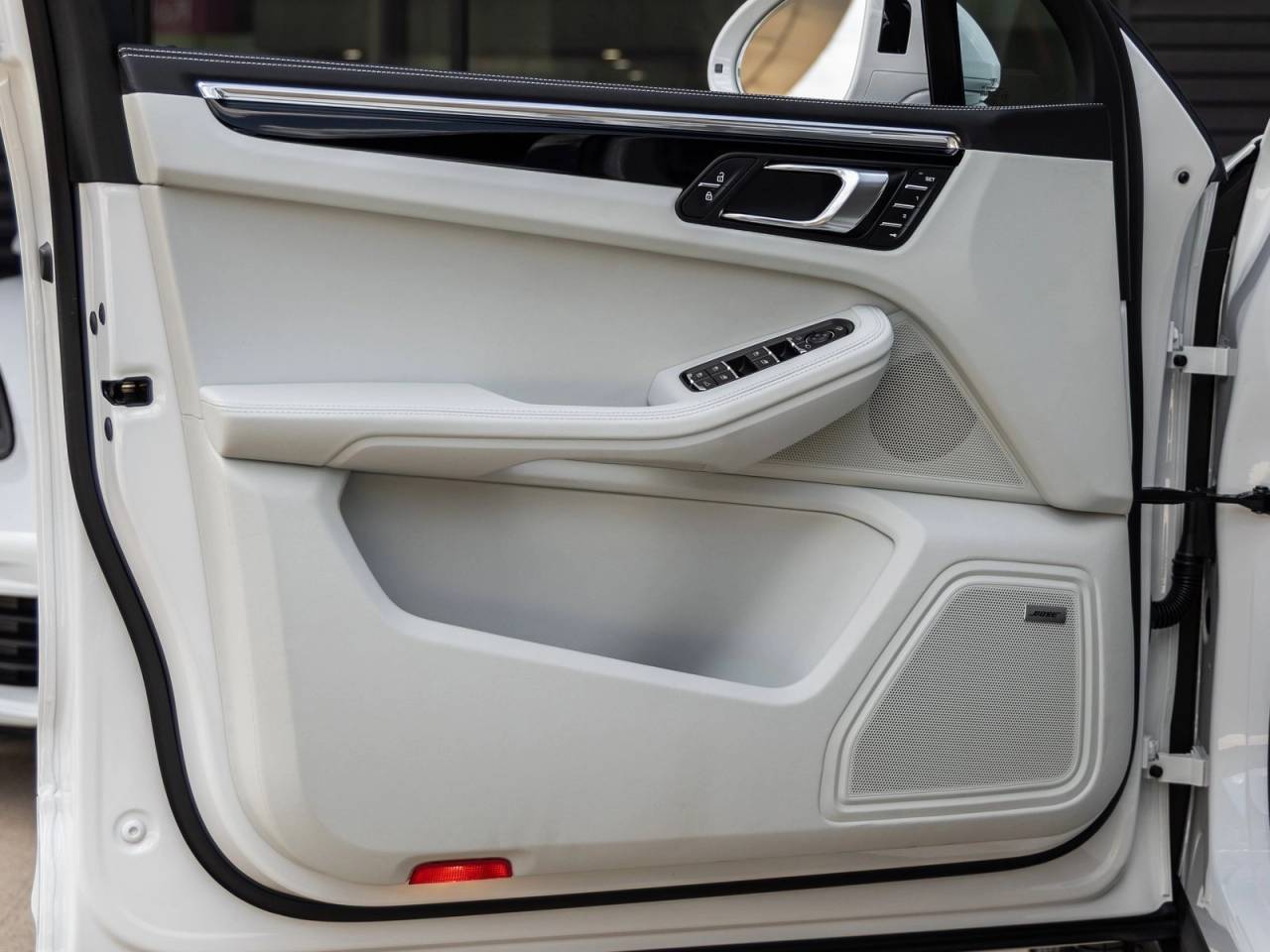 2026 Porsche Macan Macan S