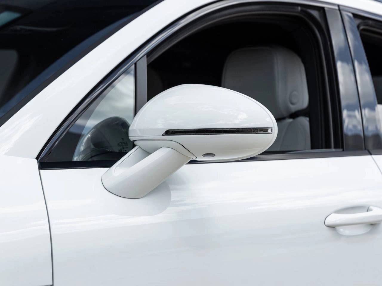 2026 Porsche Macan Macan S